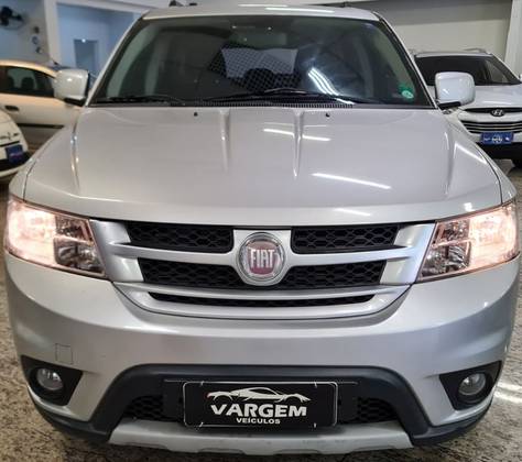 FIAT FREEMONT 2.4 EMOTION 16V GASOLINA 4P AUTOMÁTICO
